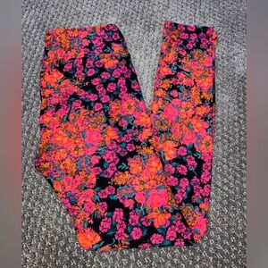 LuLaRoe One Size Leggings
